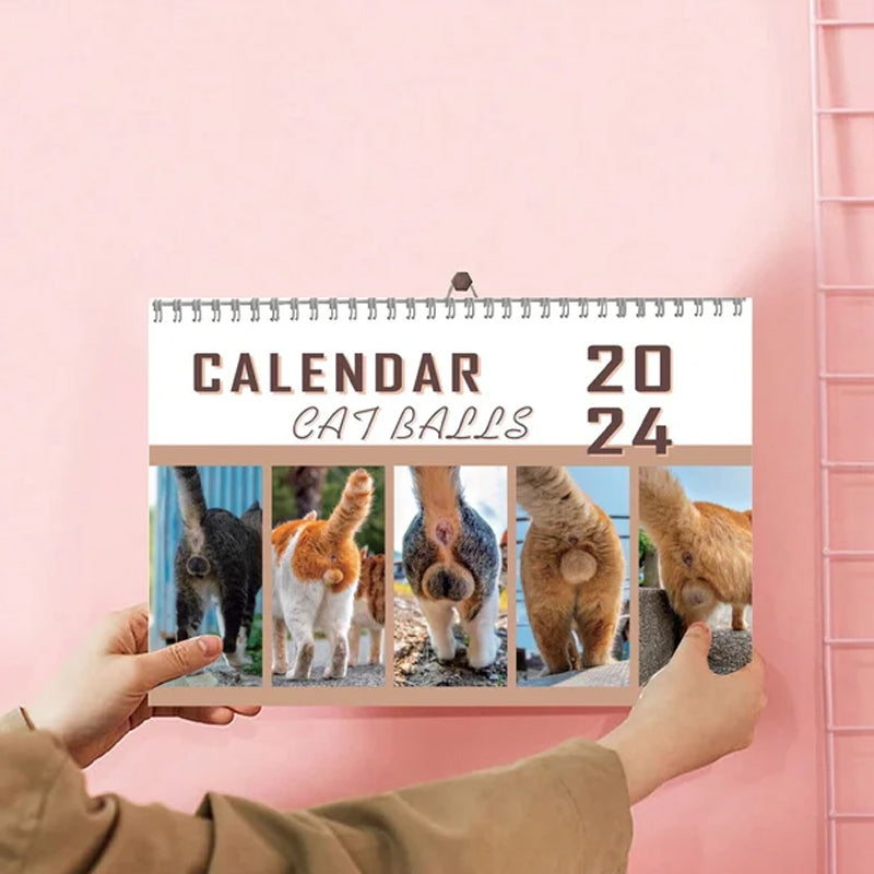 Hjemix | Morsomste Kalender av Århundret | "Kunstnerisk Uttrykk" av pelskledde Venner