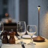 Hjemix | LumiZen Minimalist LED Bordlampe | Vanntett og Dimmbar Trådløs Belysning