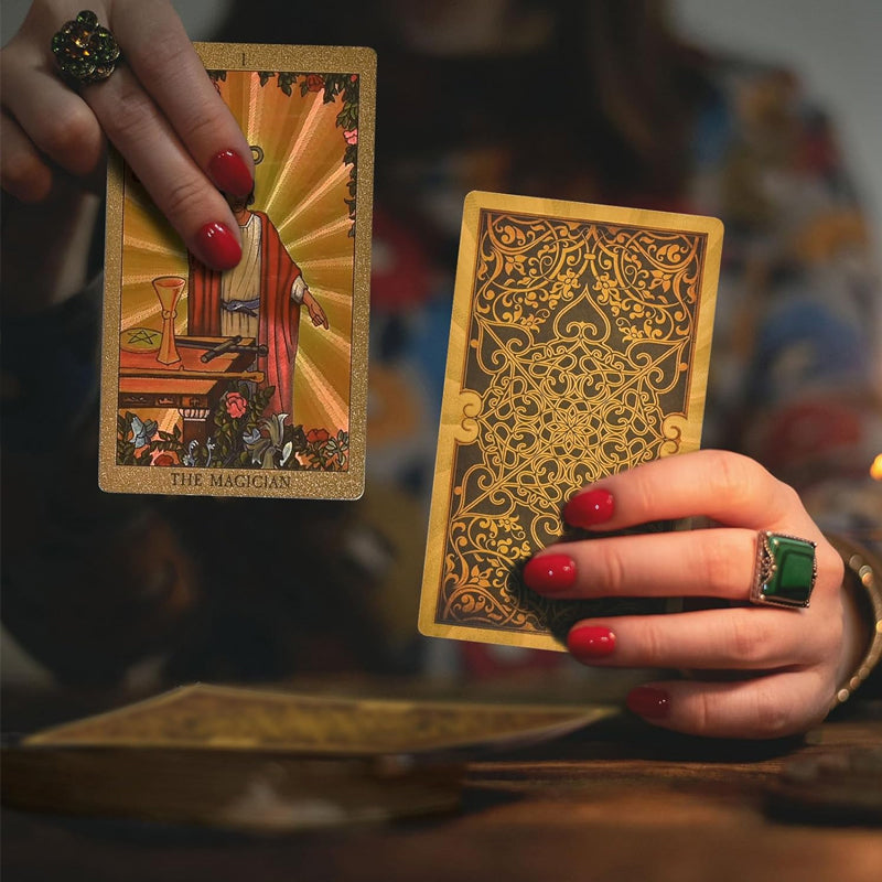 Hjemix | Utforsk den mystiske verden av tarot Gullfarget tarot