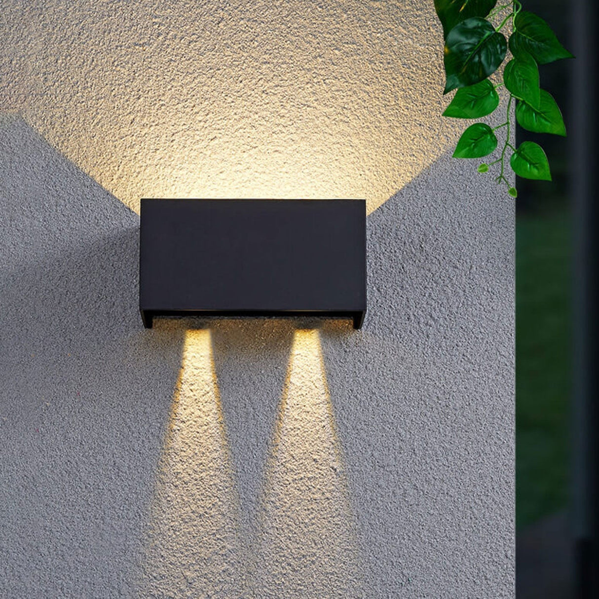 Hjemix | Moderne vanntett rektangulær LED-vegglampe for utendørs bruk med opp- og nedlys