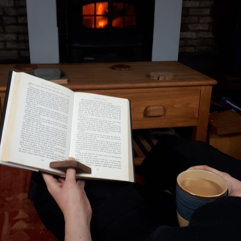 Hjemix | Bokleseverktøy laget av massivt tre