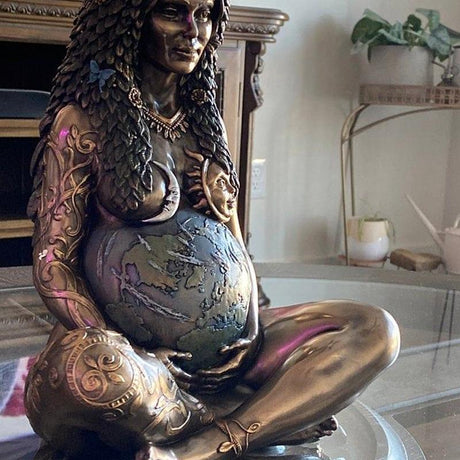 Hjemix | Mor Jord Gudinne Statue