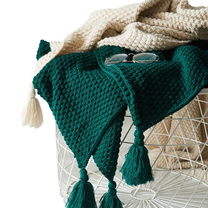 Hjemix | Strikket Ullteppe med Frynser - NordicCozy