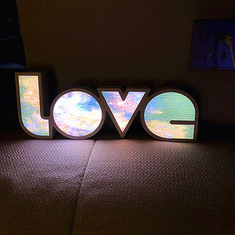 Hjemix | Modern Art Deco vanntett PS LOVE bokstaver LED bordlampe for soverommet