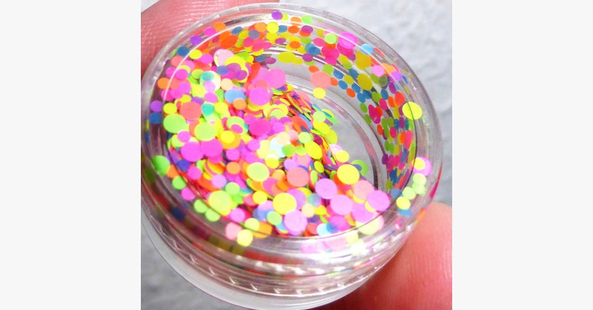 Hjemix | Flerfargede Strålende Negldesigns