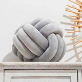 Hjemix | Skandinavisk Knutepute laget av Fløyel