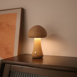 Hjemix | Bordlampe i soppstil av tre i vintage-stil