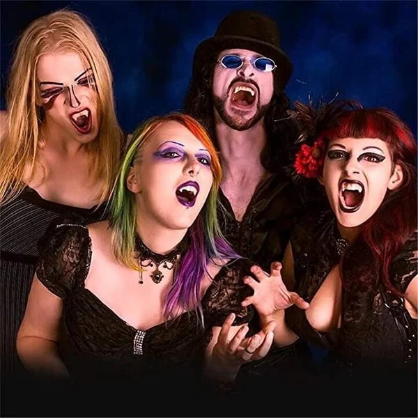 Hjemix | Automatisk Utrekkbare Vampyrtenner