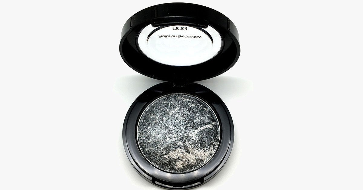 Hjemix | Metallisk Bak Glitrende Øyeskygge