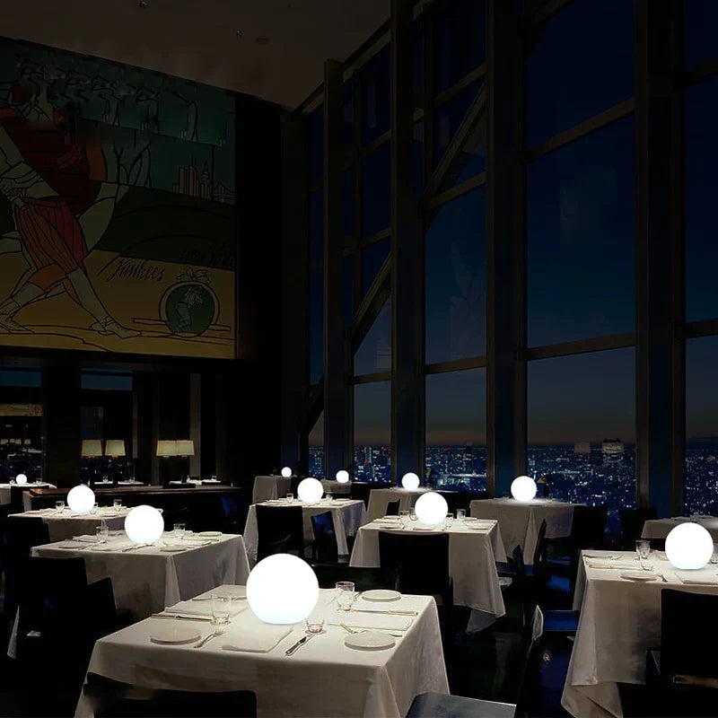 Hjemix | Utendørs Globe Lys - Trådløs, Værbestandig, 16 Farger LED Kule Lys