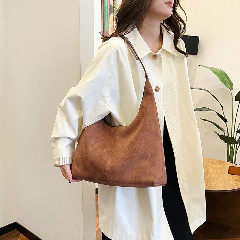 Hjemix | Suede budveske med stor kapasitet