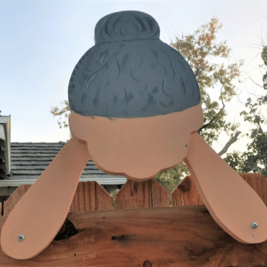 Hjemix | Gjerde Dekorasjon Nysgjerrig Gammel Mann og Kvinne Hage Gårds Kunst