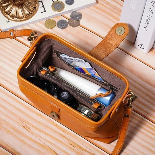 Hjemix | Ekte Lær Retro Håndlaget Veske