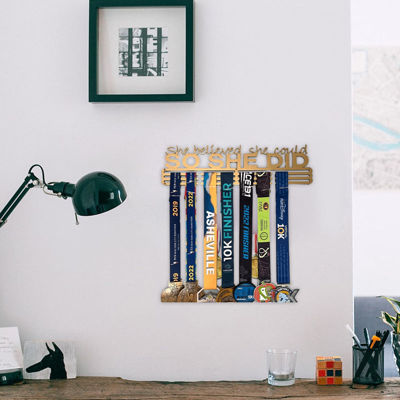 Hjemix | Metallbrevbisser - "Hun trodde hun kunne, så hun gjorde det"