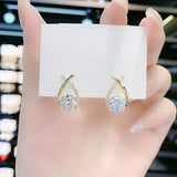 Hjemix | SJØFRUE HALER STUD ØREDOBBER