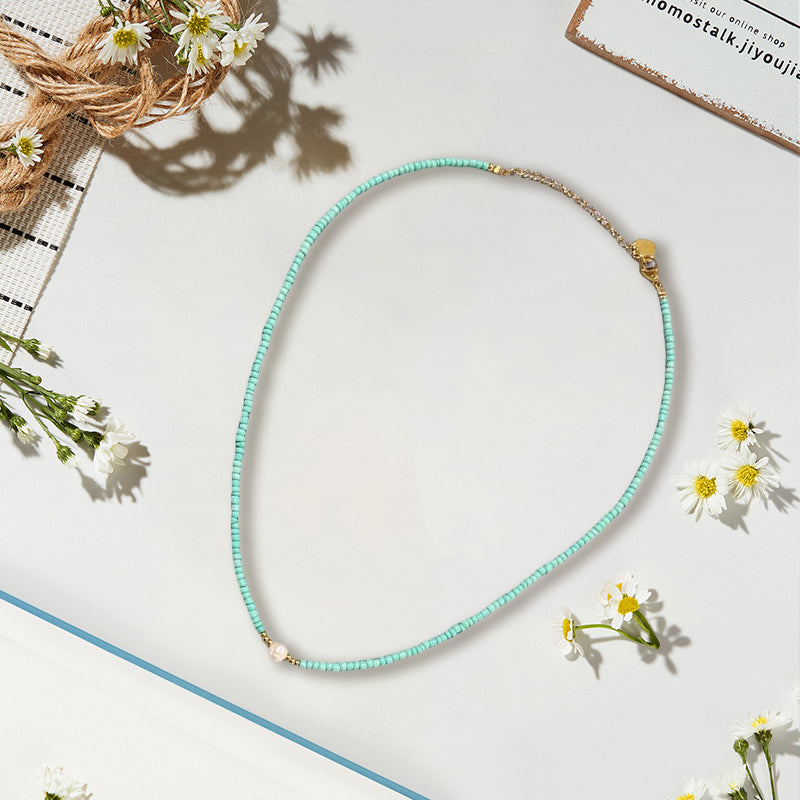 Hjemix | Halskjede laget av ferskvannsperler