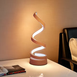 Hjemix | Modern Spiral Table Lamp – Kreativ LED Skrivebordslampe med Mild Varme Lys, Perfekt for Soverom, Stue, og Studie Dekor