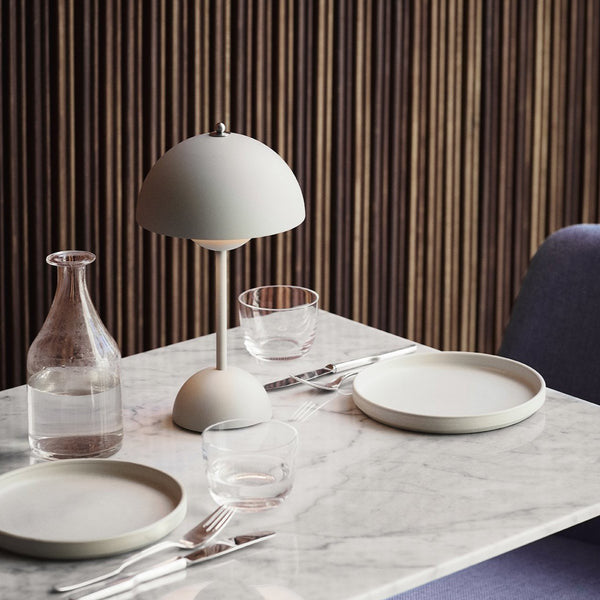 Hjemix | Justerbar lysstyrke blomsterpotte lampe - Italiensk oppladbar bordlampe VP3