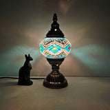 Hjemix | Tradisjonell Tiffany Oval Glass Jern 1-Lys Bordlampe for Stuen