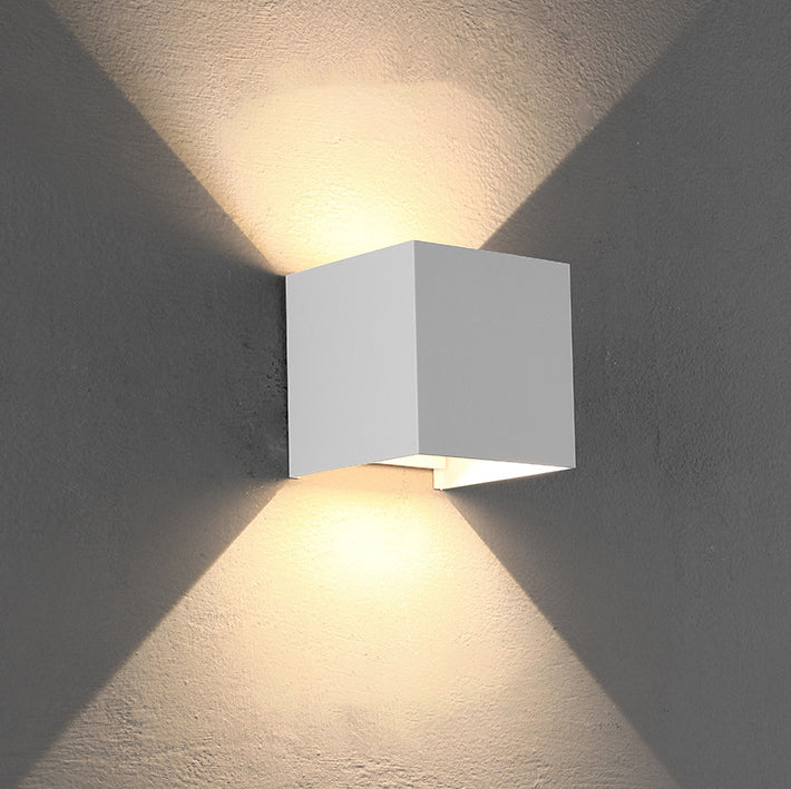 Hjemix | Moderne Minimalistisk Vanntett kube Opp Ned Aluminium Glass Induksjon LED Vegg Lys Lamper For Soverom