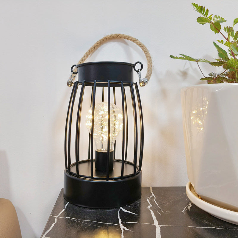 Hjemix | Moderne Minimalist Vertikale Stripete Firkantrund Jern LED Bordlampe For Stue