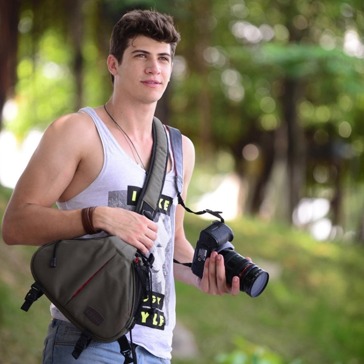 Hjemix | CADEN Triangle Tscope Sling Shoulder Cross Digital Camera Bags Case Soft Bag with Rain Cover for Canon Nikon Sony K1, Størrelse: 36*31*15cm (Hærgrønn)