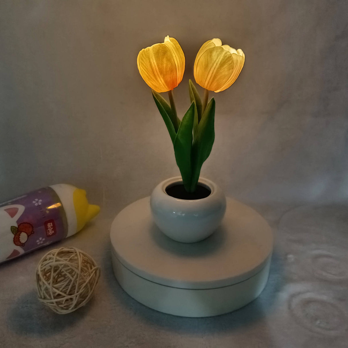 Hjemix | Moderne Kreativ Simulering Tulipan Peony LED Nattlys Bordlampe