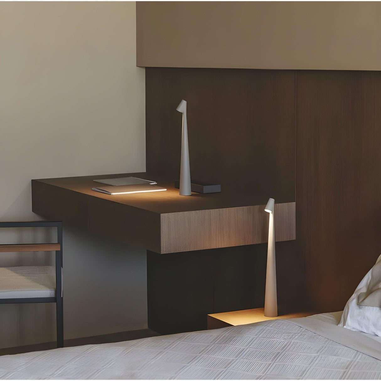 Hjemix | Trådlampet bordlampe - Ingen kabel