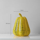 Hjemix | Kusama Yayoi Stil Gresskar Skulpturer