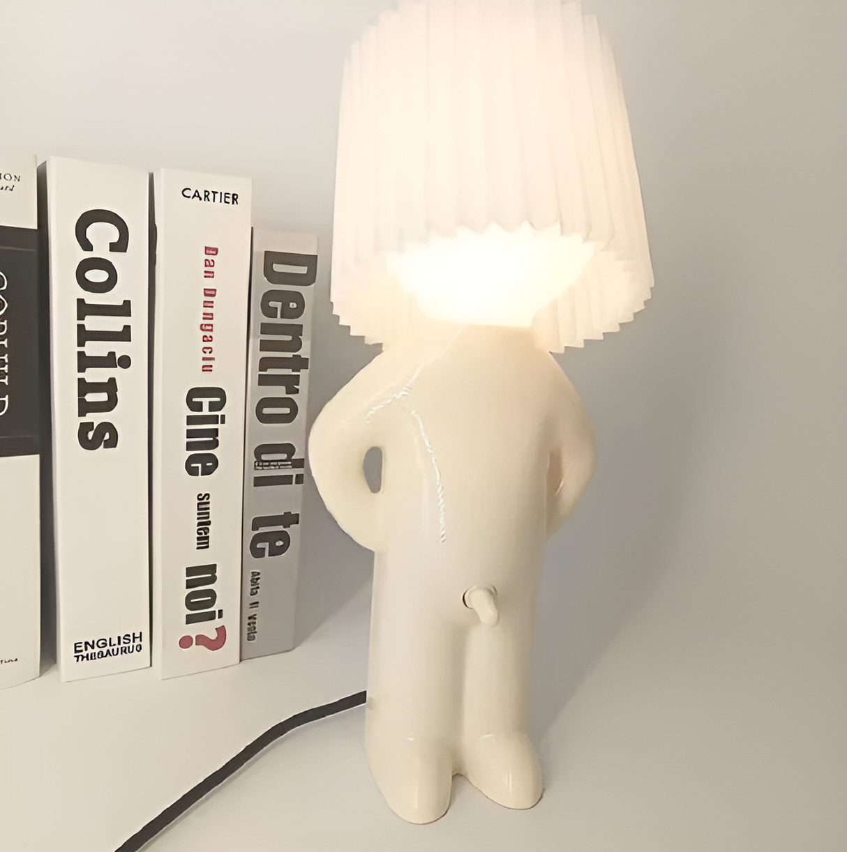 Hjemix | Bordlampe - Kreativ liten Shy Boy LED lampe