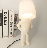 Hjemix | Bordlampe - Kreativ liten Shy Boy LED lampe