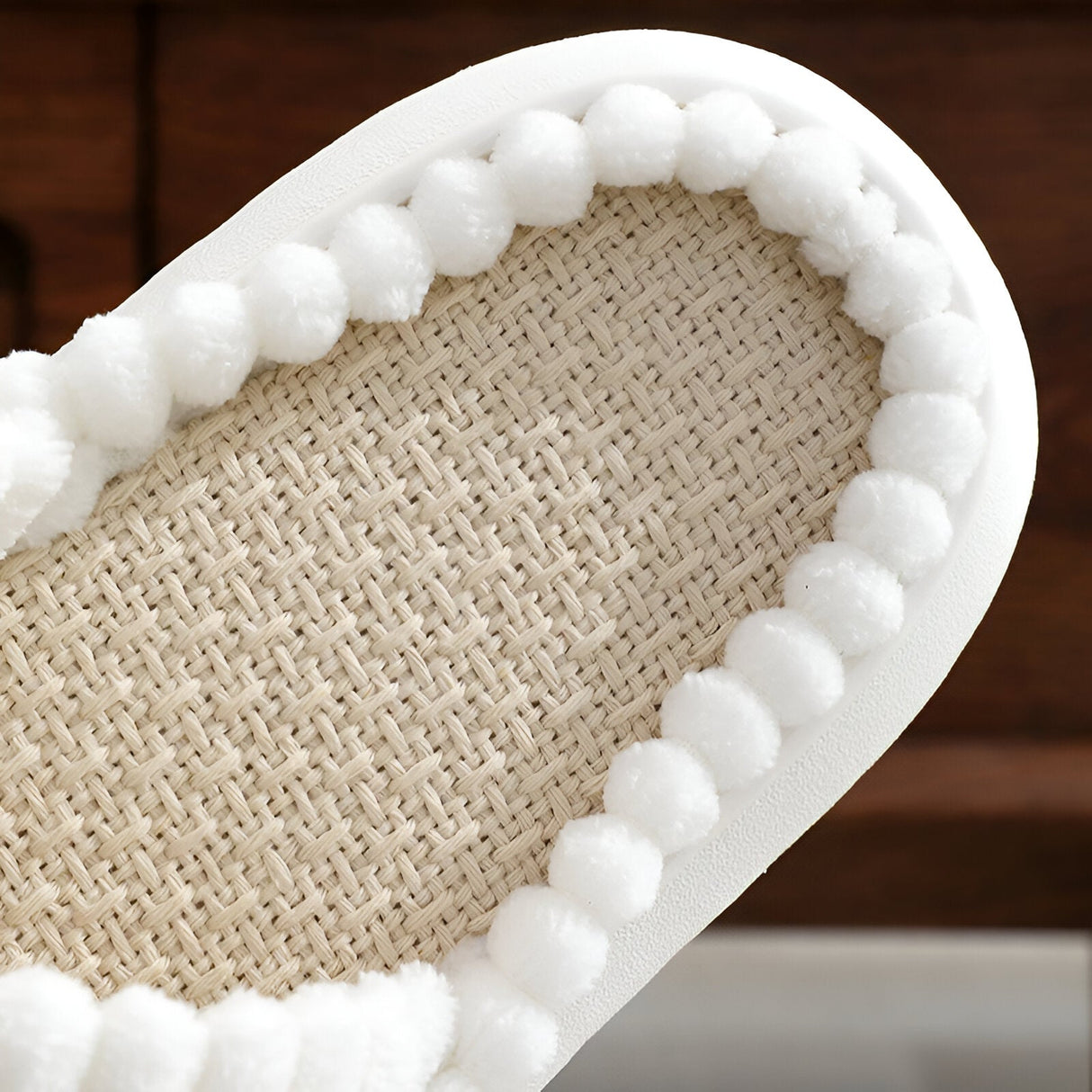 Hjemix | Sofie - Plush Lined Slippers with Cross Band