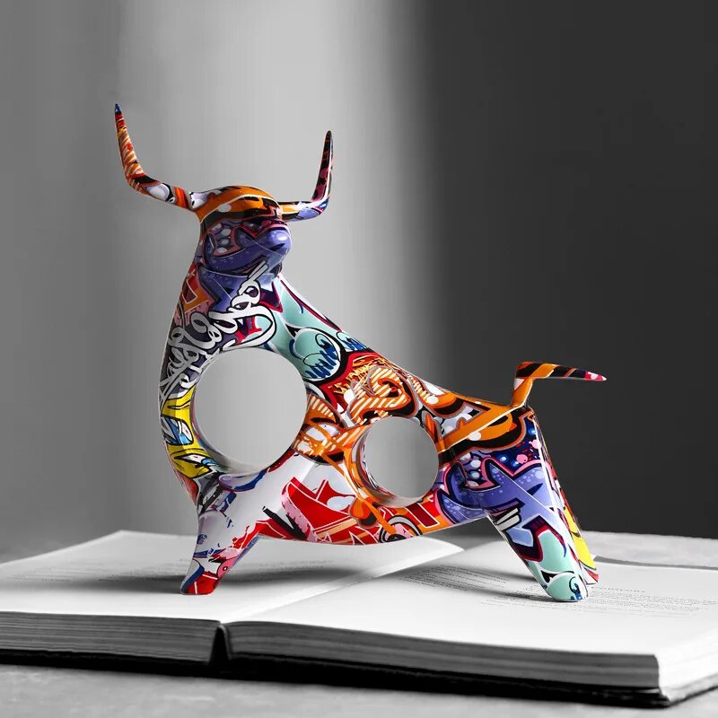 Hjemix | Kunst Fargerik Okse Skulptur