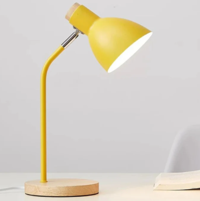 Hjemix | å sette på i tre og farget metall - Designbelysning for kontor og interiør