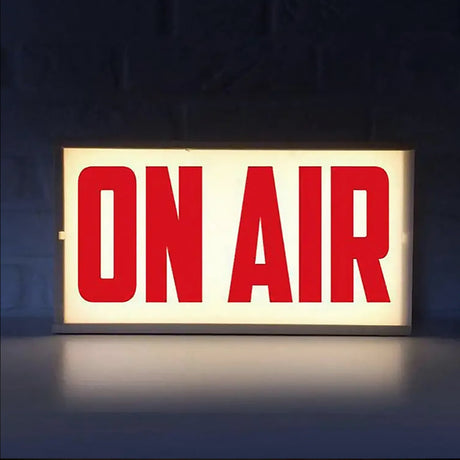Hjemix | On Air Skilt Retro Lysboks Bordlampe