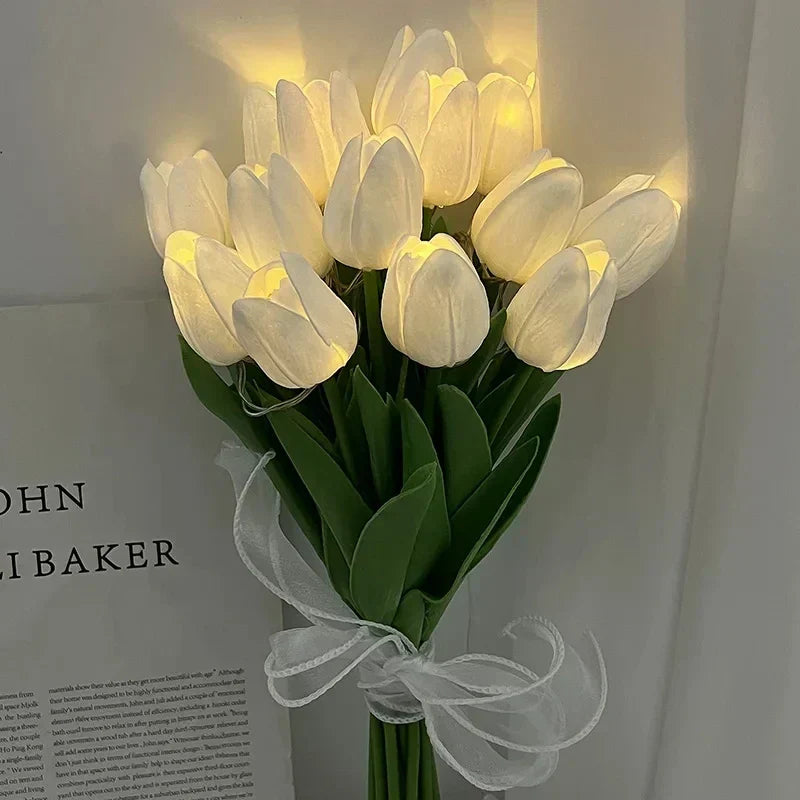 Hjemix | TulipGlow - Bærbar LED Tulipan Nattlampe