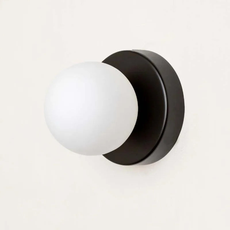 Hjemix | LumiGlobe - Moderne Vegglampe med Glassblokk i Mid-Century Stil