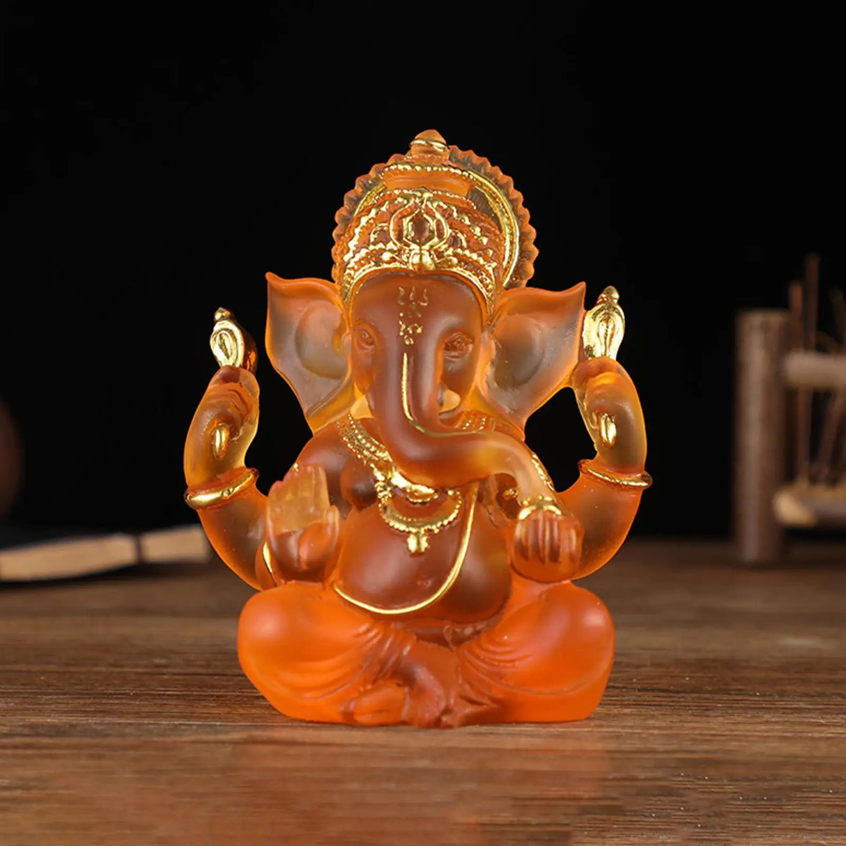 Hjemix | Sjeldent fargede semi-gjennomsiktige Ganesh-statuer for lykke i hjemmet ditt