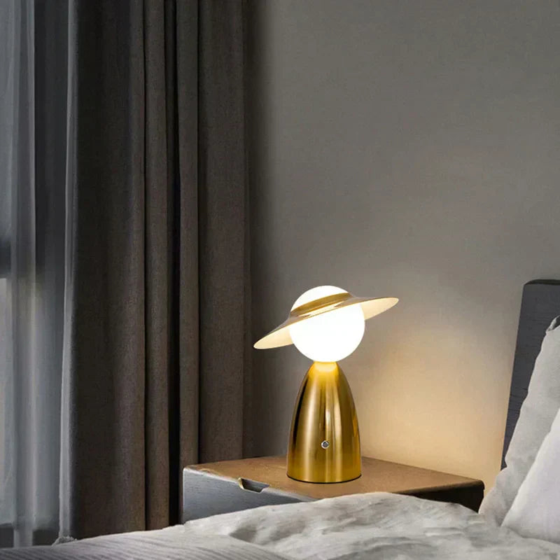 Hjemix | Batteri Bordlampe Mann med Hatt