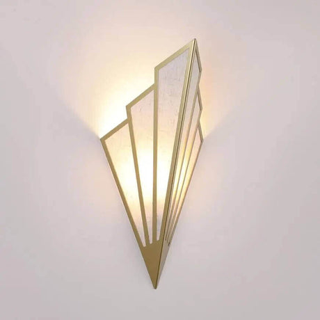 Hjemix | Faneformet Art Deco Vegglampe