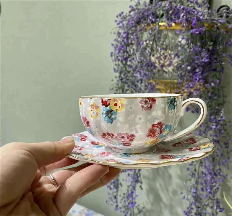 Hjemix | Elegant Bone China Porcelain Coffee Cup - Luksuriøs og Unik Design