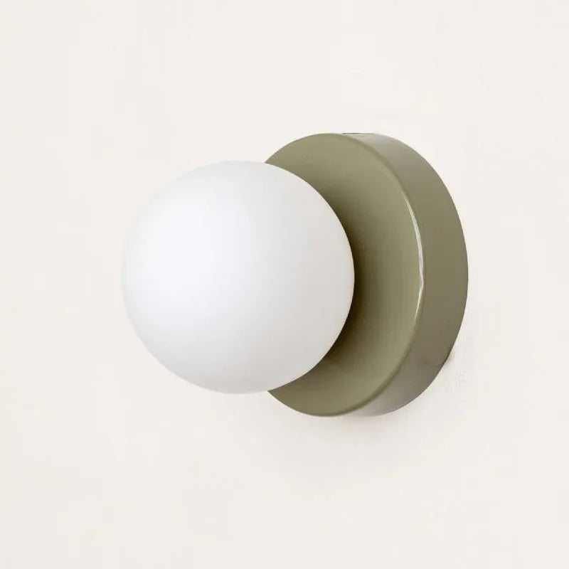 Hjemix | LumiGlobe - Moderne Vegglampe med Glassblokk i Mid-Century Stil