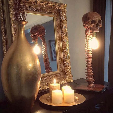 Hjemix | Horror Skull med Spine Lampe