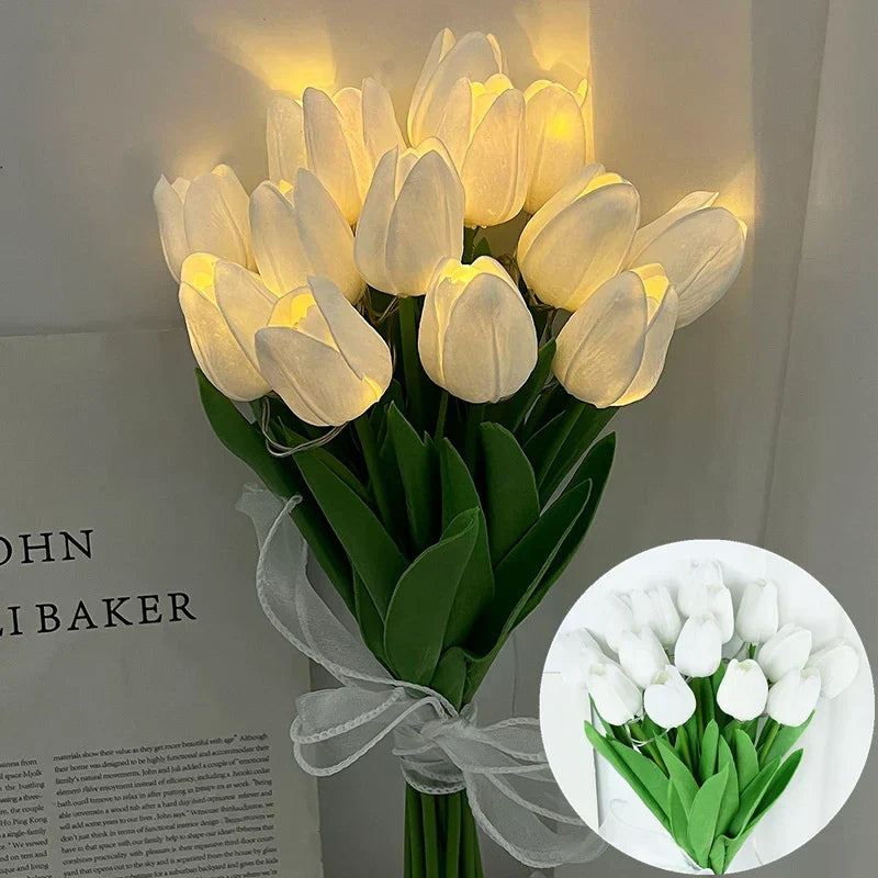 Hjemix | LED-lampe med kunstig tulipanbukett perfekt for gaver eller som bryllupsfest hjemmeinnredning