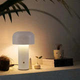 Hjemix | Multicolor LED Bordlampe med USB-lader