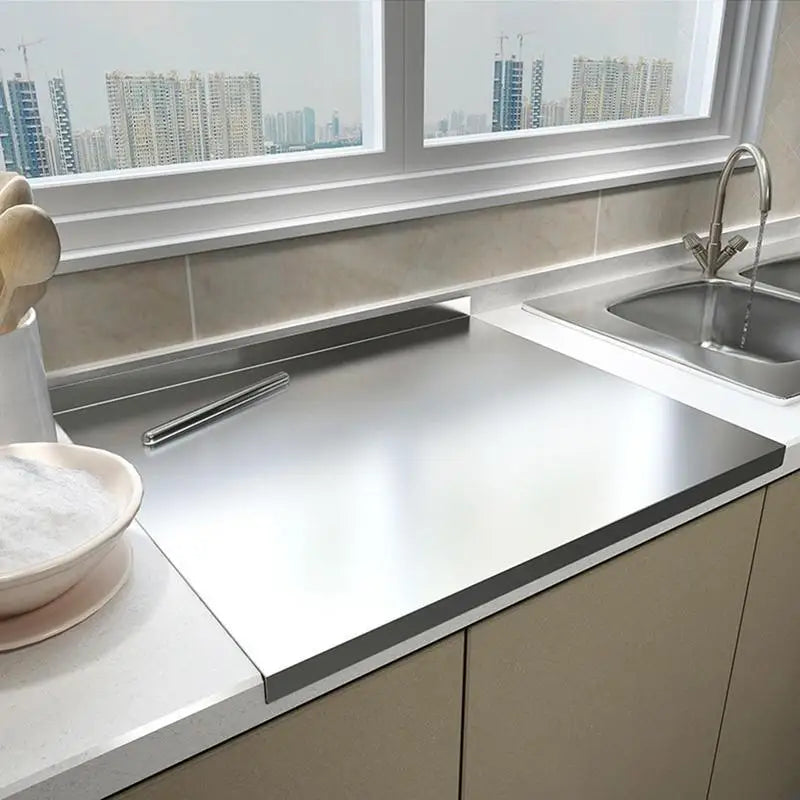 Hjemix | SteelEdge – Hygienisk skjærefjøl i rustfritt stål med skridsikker og slank kantdesign