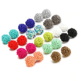 Hjemix | Lys og morsom håndlaget multicolor perle pompom stud øredobber