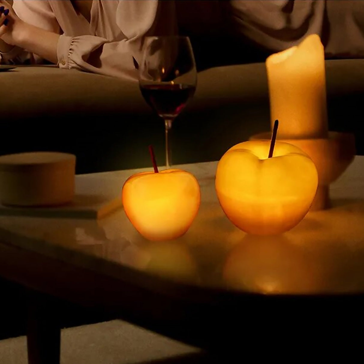 Hjemix | Apple Gjennomsiktig Nattbordslampe