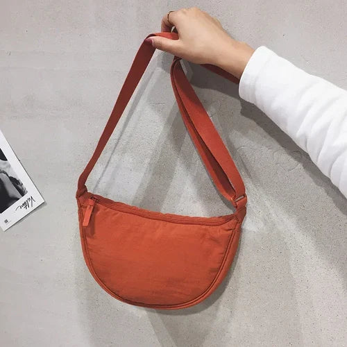 Hjemix | Enkel kvinneknute crossover bag