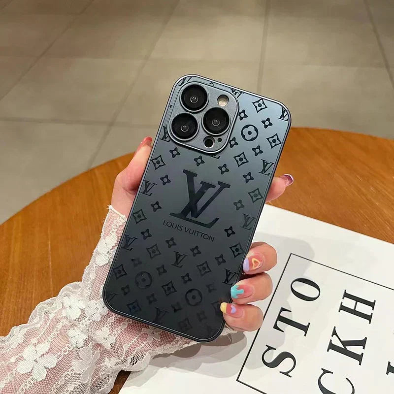 Hjemix | Luksuriøs Louis Vuitton Frosted Matte Etui for iPhone 13 / 14 / 15 Serie